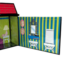 Load image into Gallery viewer, Displayset: Batgirl&#39;s Secret Changing Room

