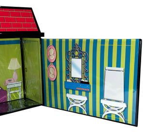Displayset: Batgirl's Secret Changing Room