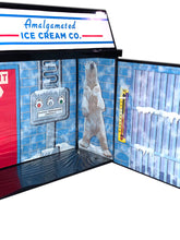 Load image into Gallery viewer, Displayset: Mr. Freeze&#39;s Frozen Fortress
