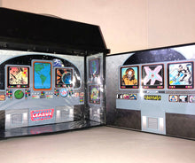 Load image into Gallery viewer, Displayset: Justice League Satellite
